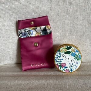 Gucci Beauty Floral Compact Mirror with Magenta Pouch